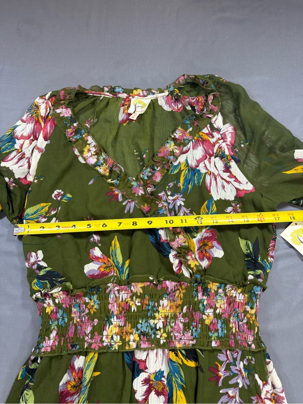 fig and flower Olive Green Floral Maxi Dress - Picture 7 of 8